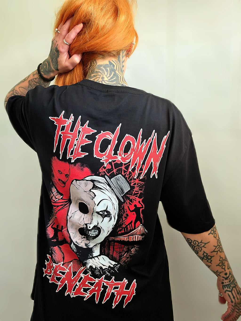 'THE CLOWN BENEATH' TEE - SLIPKNOT X TERRIFIER