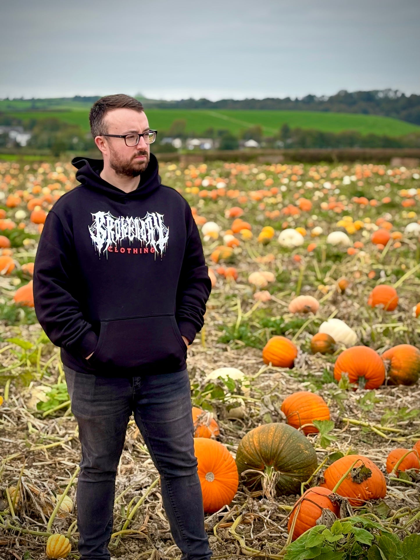 'BROKEN DAY LOGO' RELAX FIT HOODIE