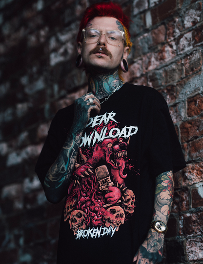DEAR DOWNLOAD X BROKEN DAY TEE